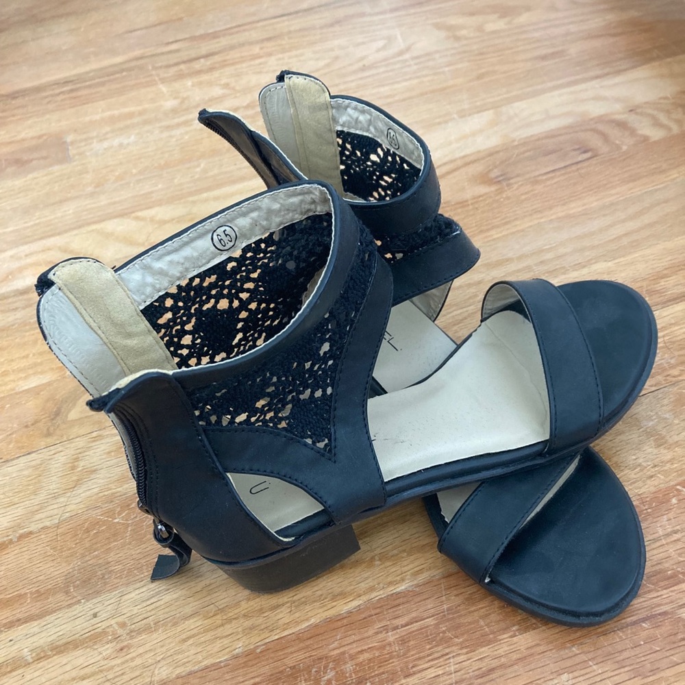 Black Sandals
